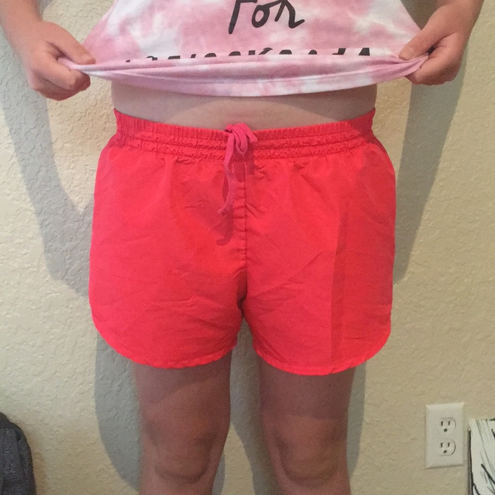 Hot pink athletic shorts! 🌸🔥